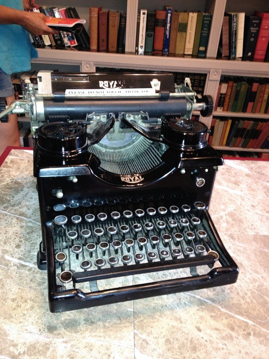 The typewriter on the counter at the inn in Westport. So charming.